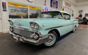 Chevrolet-Impala-Bel-Air-1958-1