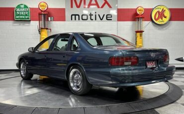 Chevrolet-Impala-Berline-1995-4