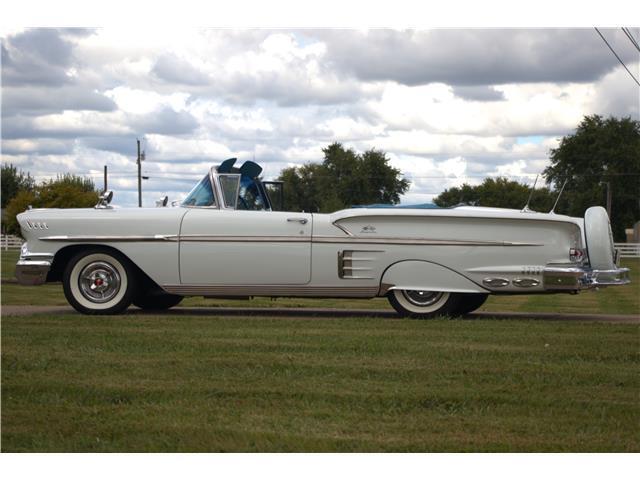 Chevrolet-Impala-Cabriolet-1958-13