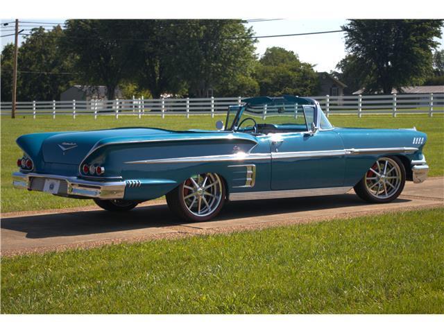 Chevrolet-Impala-Cabriolet-1958-36