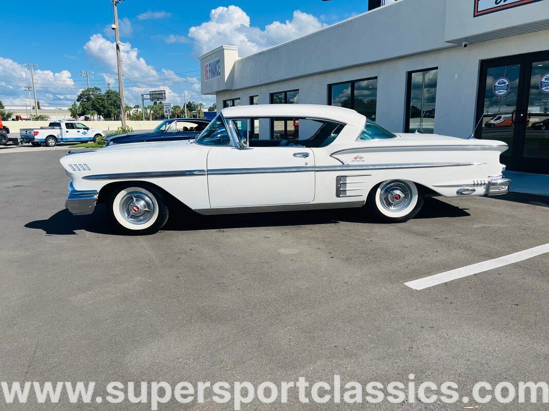 Chevrolet-Impala-Coupe-1958-1