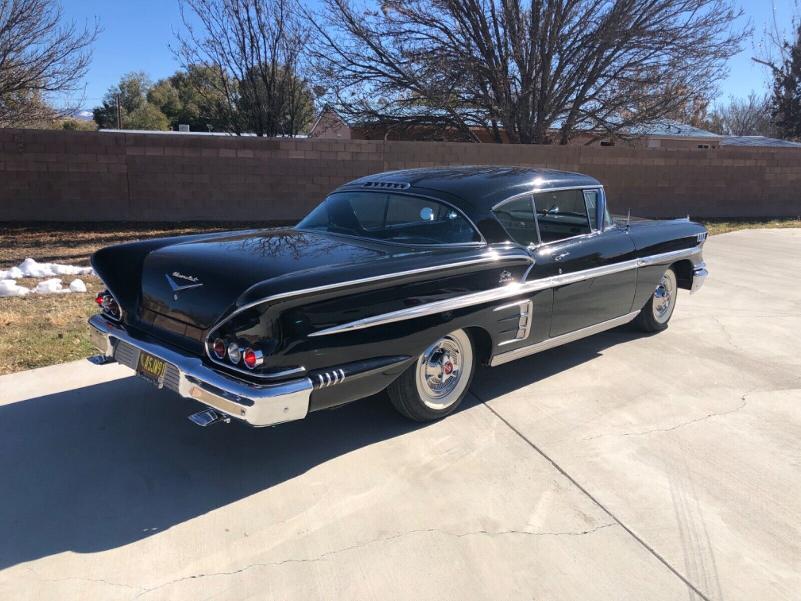 Chevrolet-Impala-Coupe-1958-2