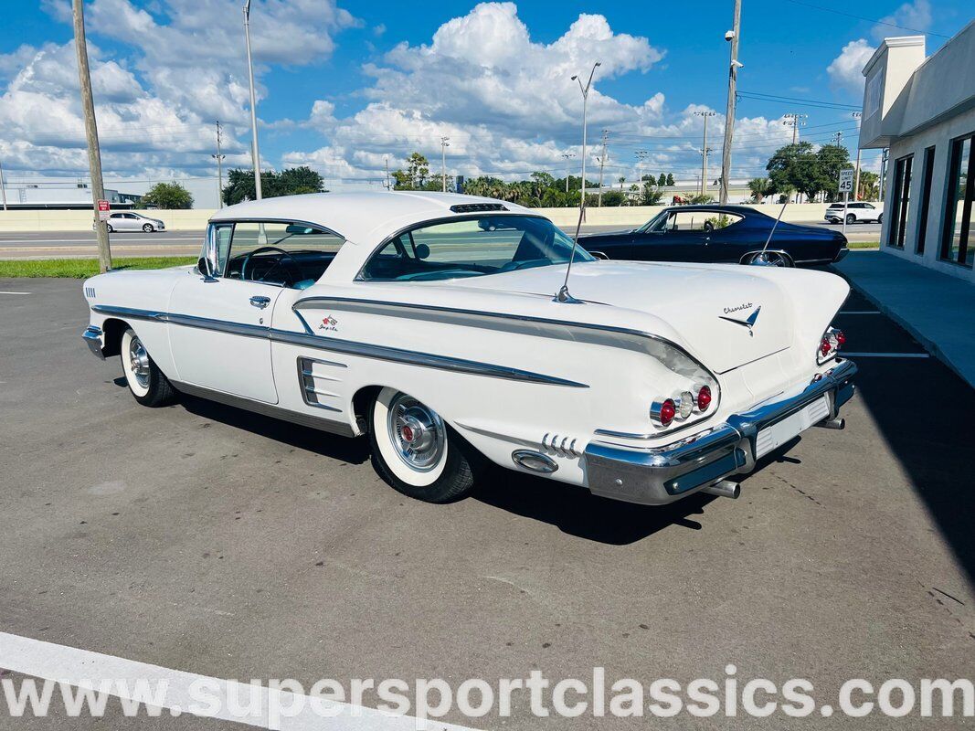 Chevrolet-Impala-Coupe-1958-2