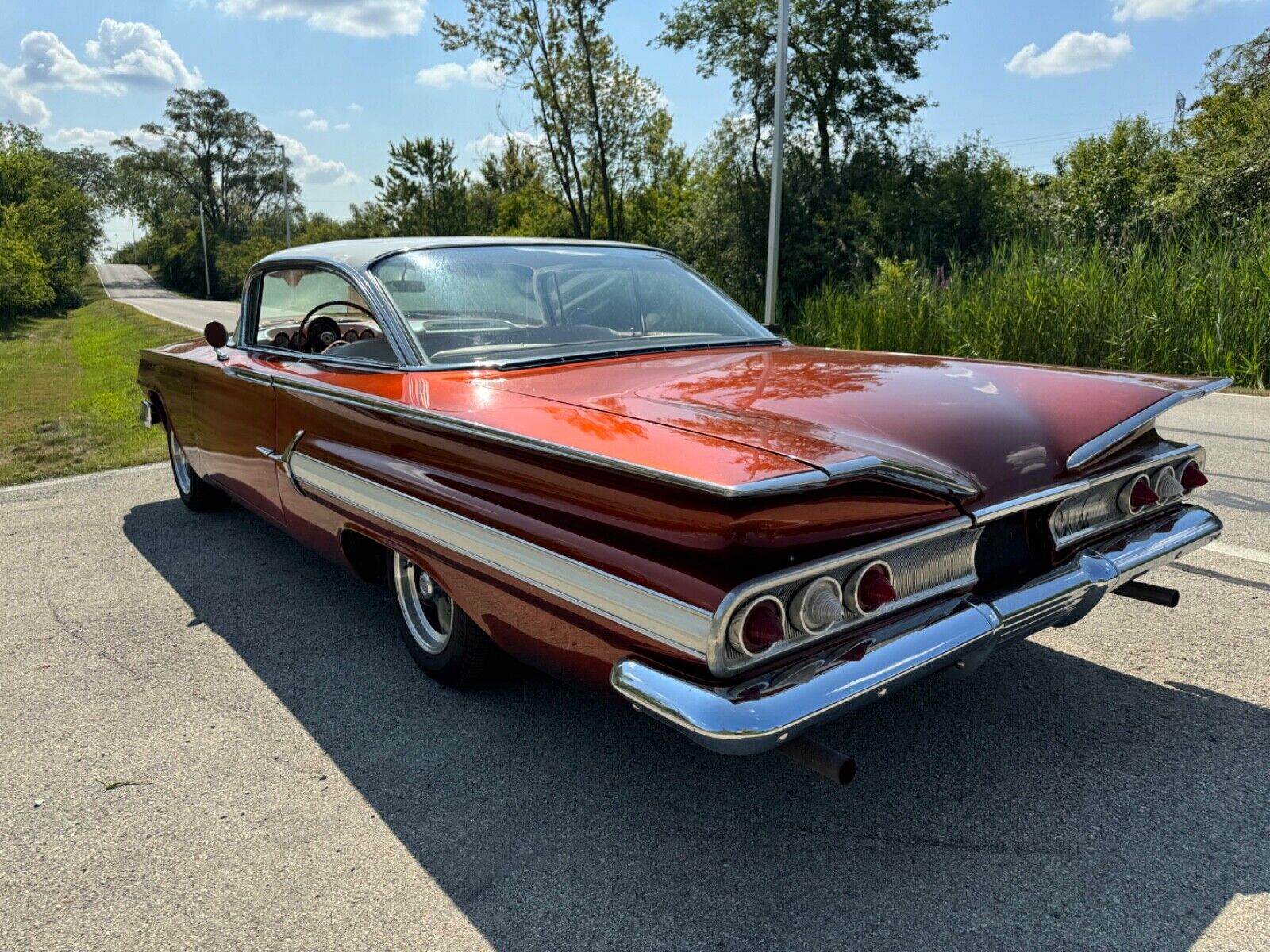 Chevrolet-Impala-Coupe-1960-3