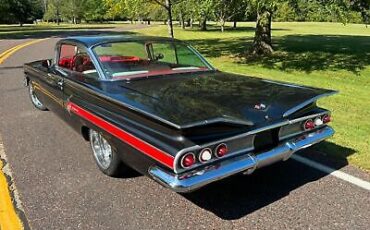 Chevrolet-Impala-Coupe-1960-4