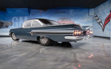 Chevrolet-Impala-Coupe-1960-4