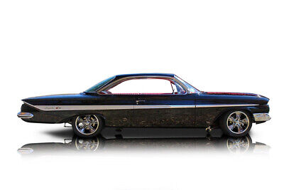 Chevrolet-Impala-Coupe-1961-1