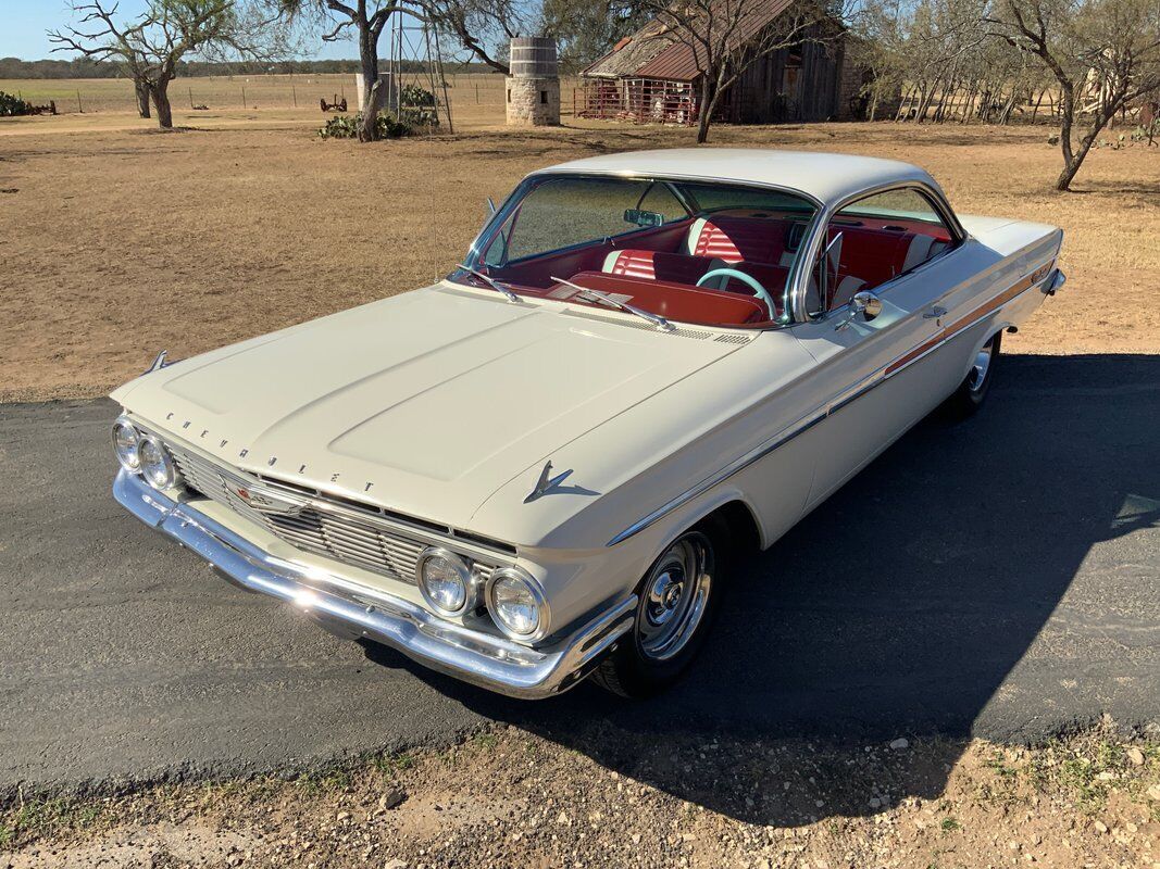 Chevrolet Impala Coupe 1961 à vendre