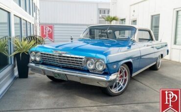 Chevrolet-Impala-Coupe-1962-1