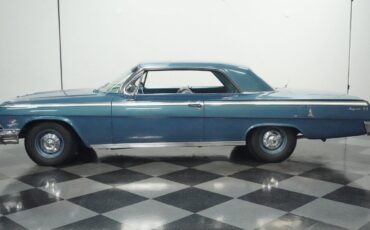 Chevrolet-Impala-Coupe-1962-2