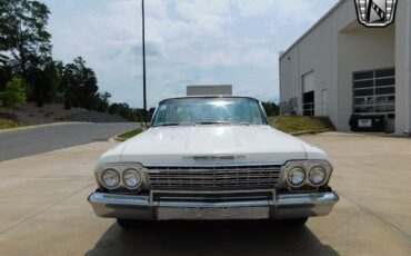 Chevrolet-Impala-Coupe-1962-3