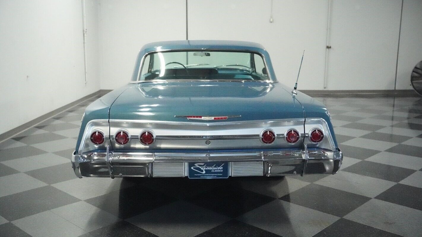 Chevrolet-Impala-Coupe-1962-9