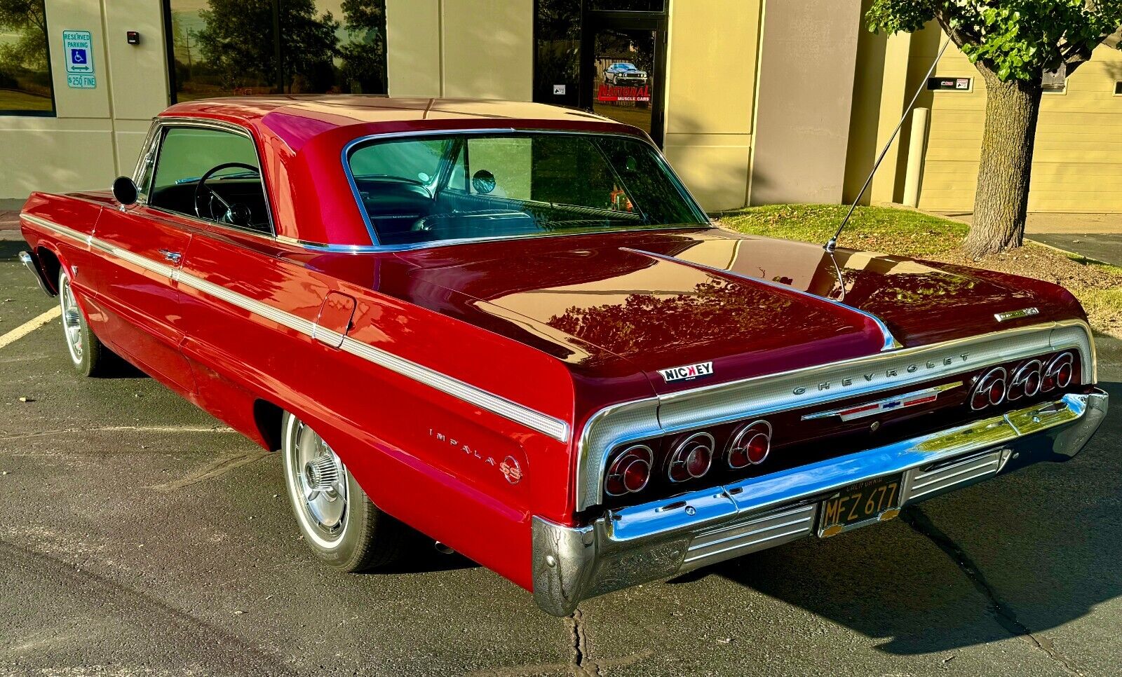 Chevrolet-Impala-Coupe-1964-3