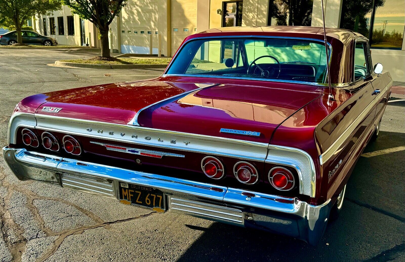 Chevrolet-Impala-Coupe-1964-4