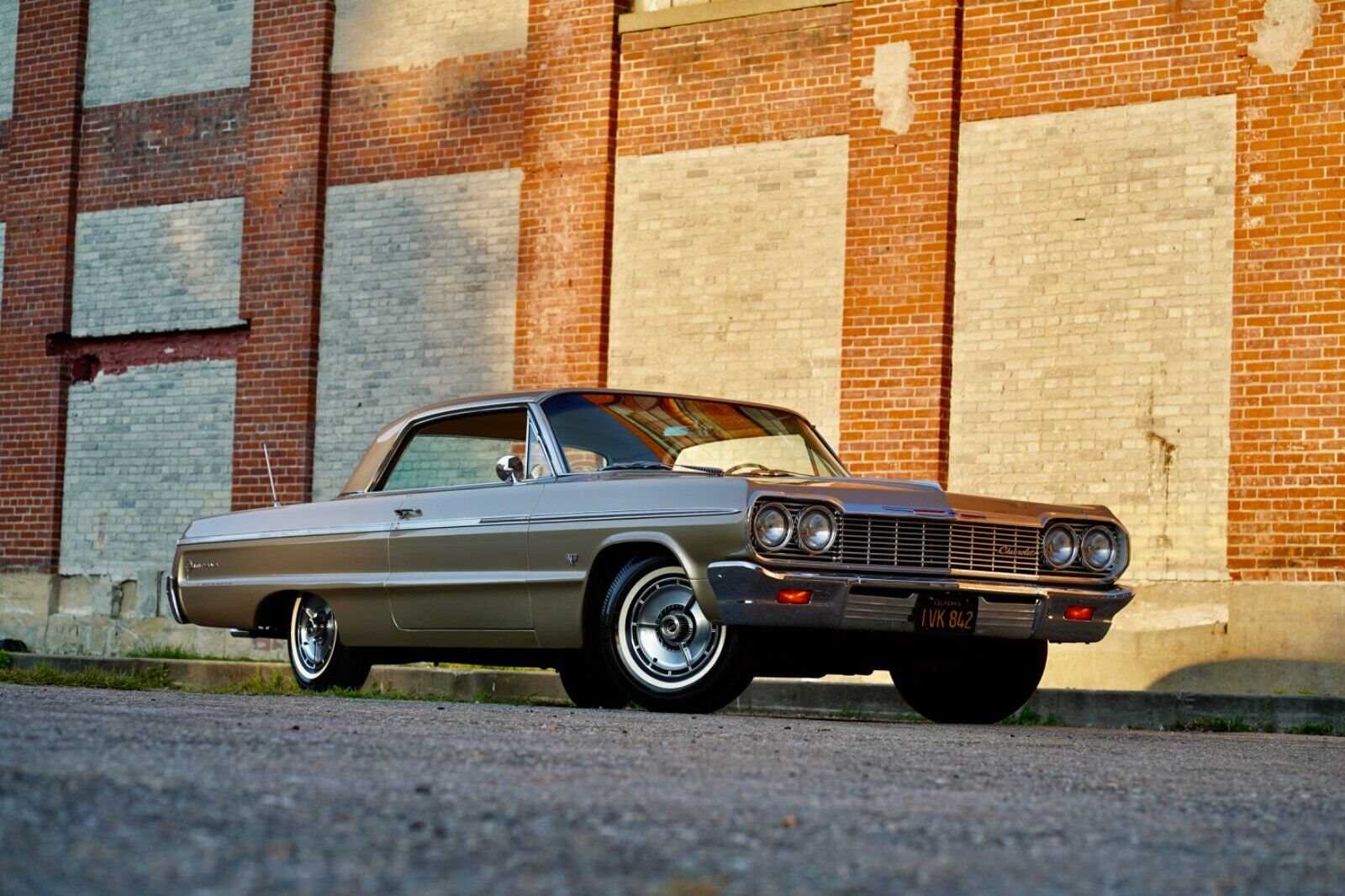 Chevrolet-Impala-Coupe-1964-4