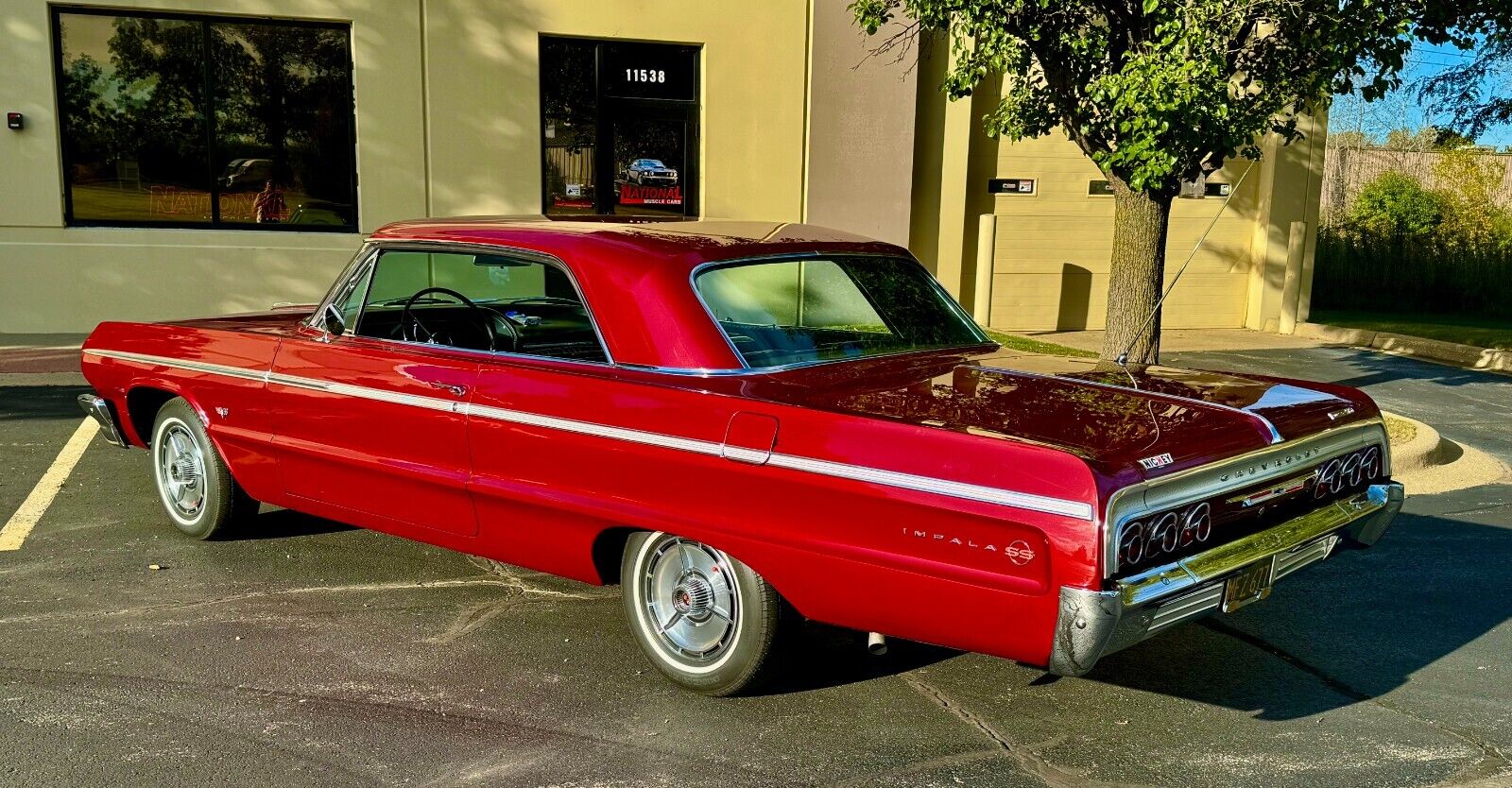 Chevrolet-Impala-Coupe-1964-5