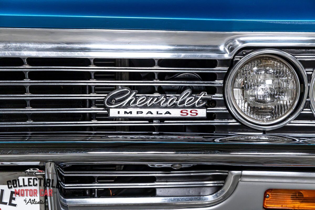 Chevrolet-Impala-Coupe-1966-29