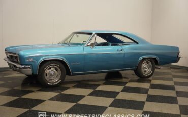 Chevrolet-Impala-Coupe-1966-7