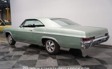 Chevrolet-Impala-Coupe-1966-8