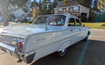 Chevrolet-Impala-biscayne-1962-4