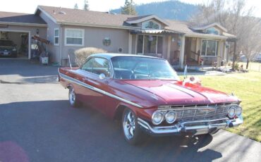 Chevrolet-Impala-bubbletop-1961