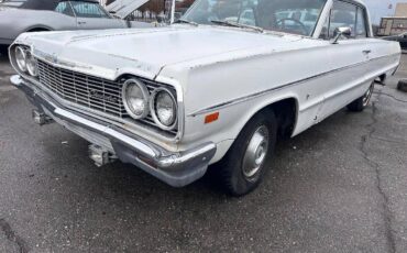 Chevrolet-Impala-convertible-1965-1