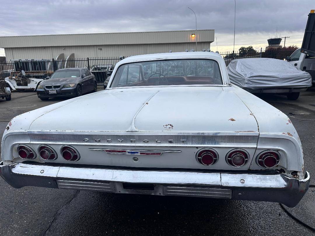 Chevrolet-Impala-convertible-1965-2