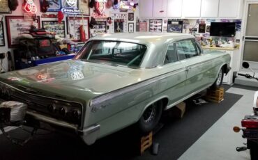 Chevrolet-Impala-ss-1962-10