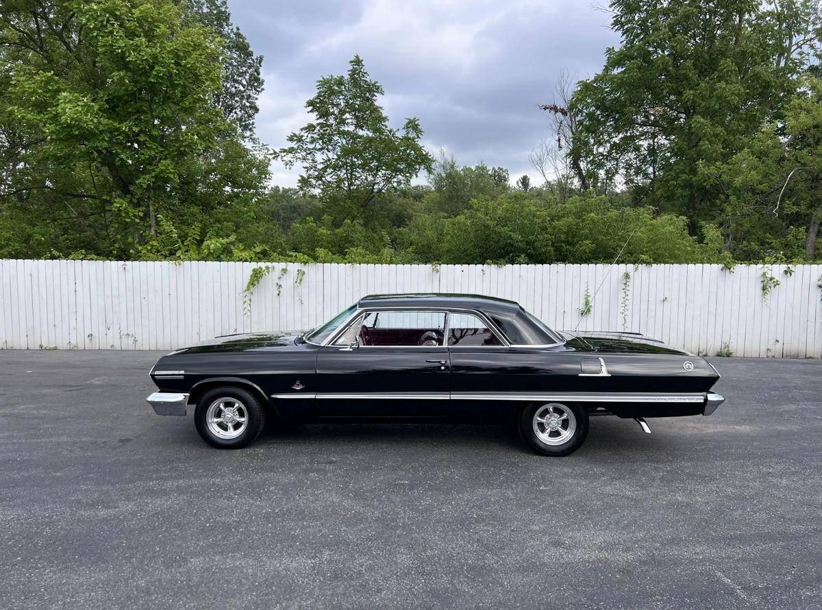 Chevrolet-Impala-ss-1963-10