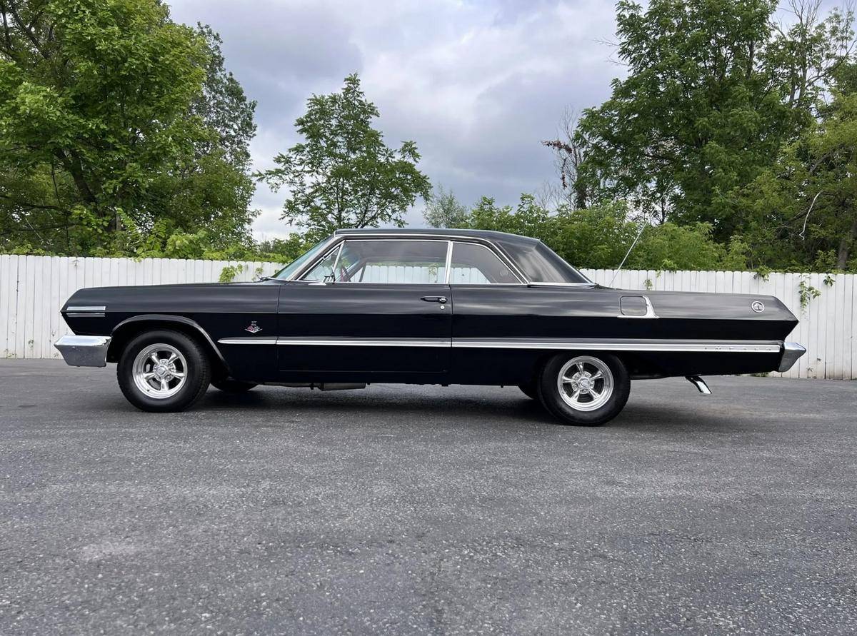 Chevrolet-Impala-ss-1963-12