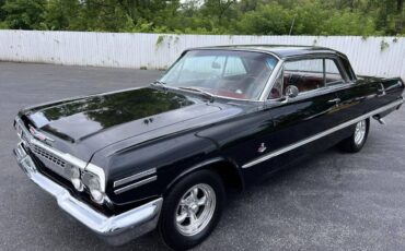 Chevrolet-Impala-ss-1963-2