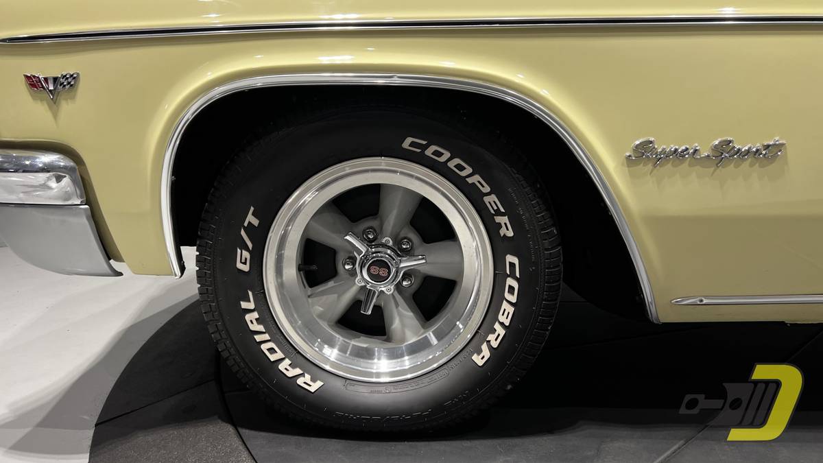 Chevrolet-Impala-ss-1966-9