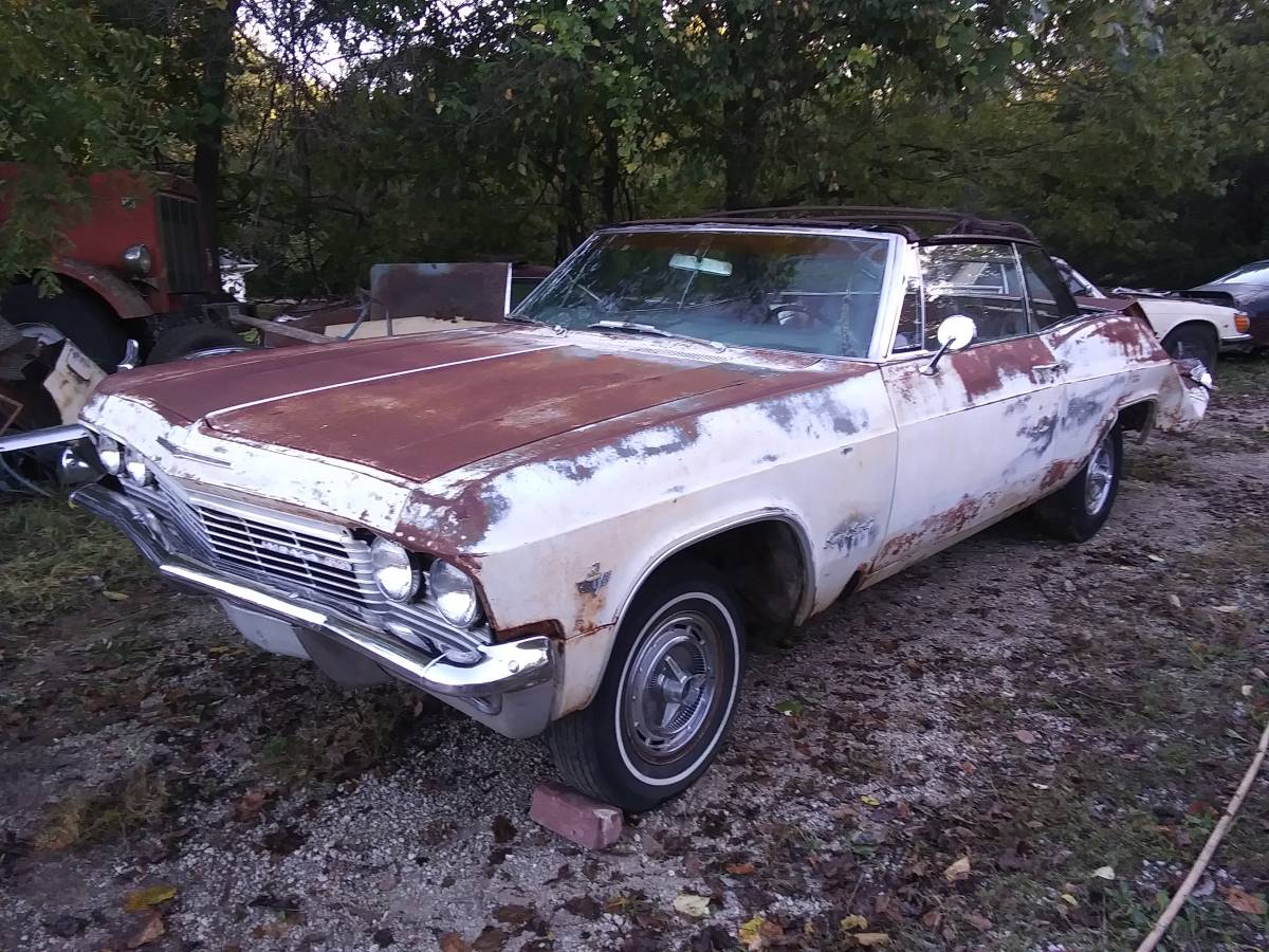 Chevrolet-Impala-ss-convertible-1965-16