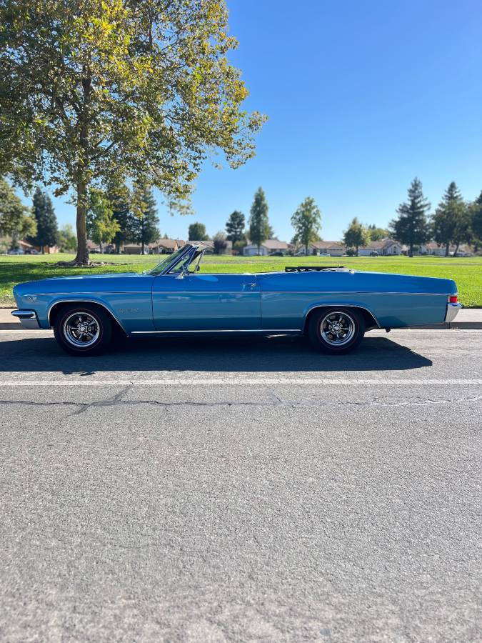 Chevrolet-Impala-ss-convertible-1966-19