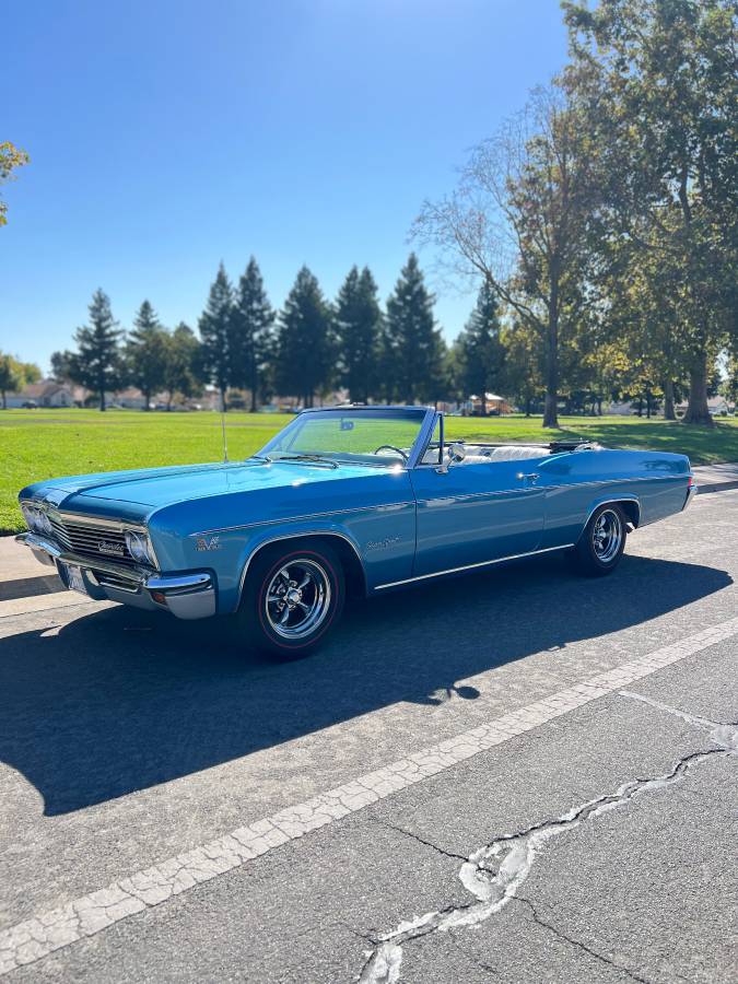 Chevrolet-Impala-ss-convertible-1966-20