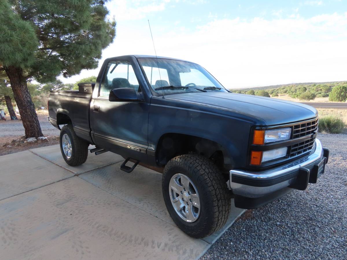 Chevrolet-K-1500-1988-9