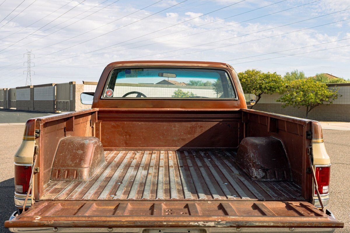 Chevrolet-K-20-1982-20