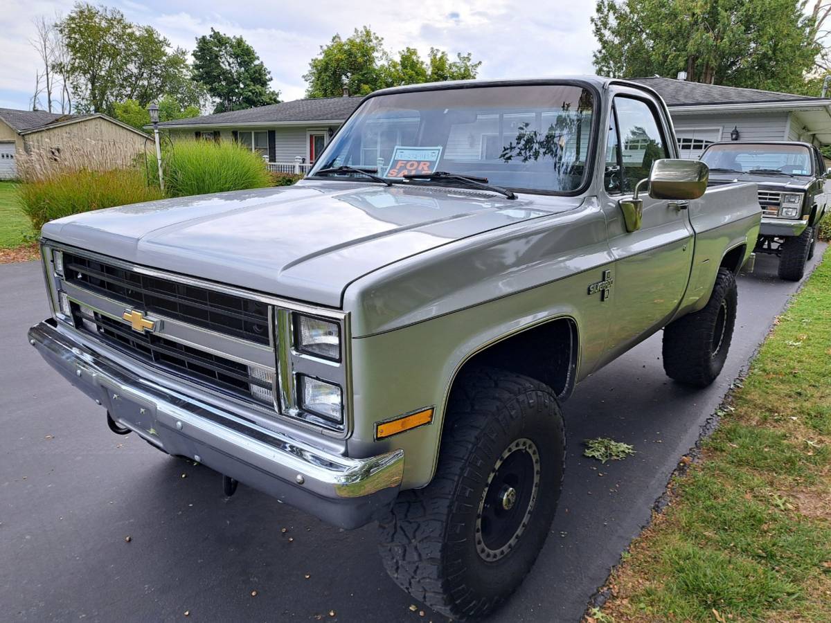 Chevrolet-K10-1986-1