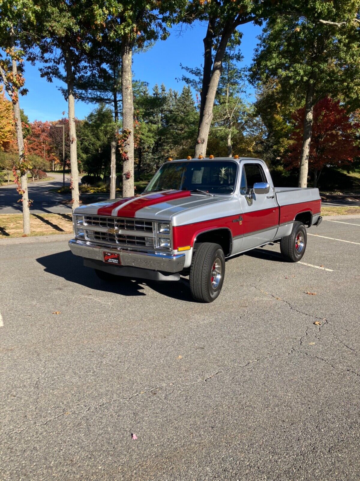 Chevrolet K10 Pickup  year1}