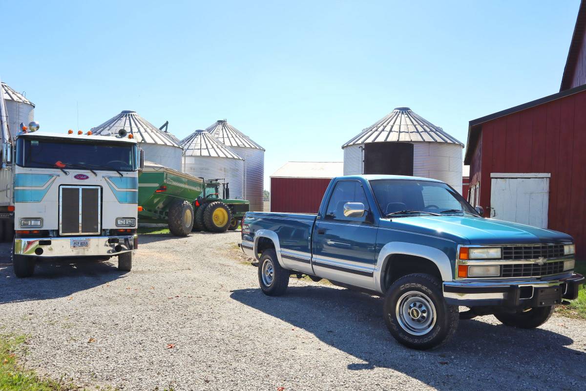 Chevrolet-K3500-single-wheel-diesel-1992-1