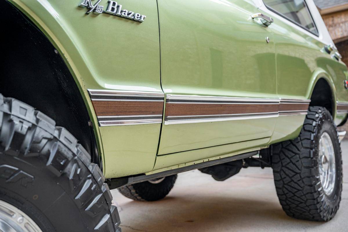 Chevrolet-K5-blazer-1972-17