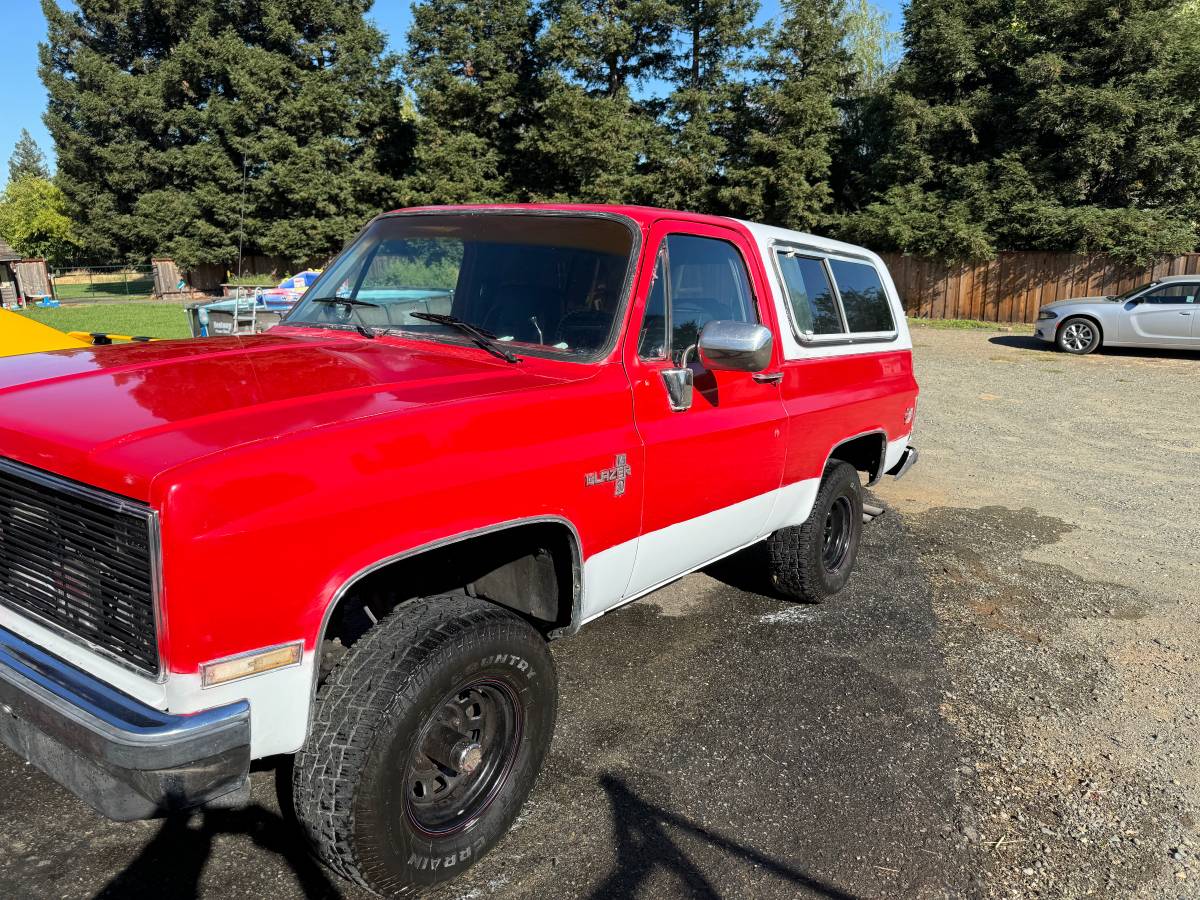 Chevrolet-K5-blazer-1988-2