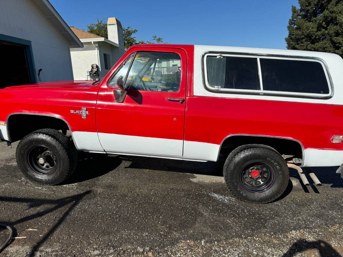 Chevrolet-K5-blazer-1988-4