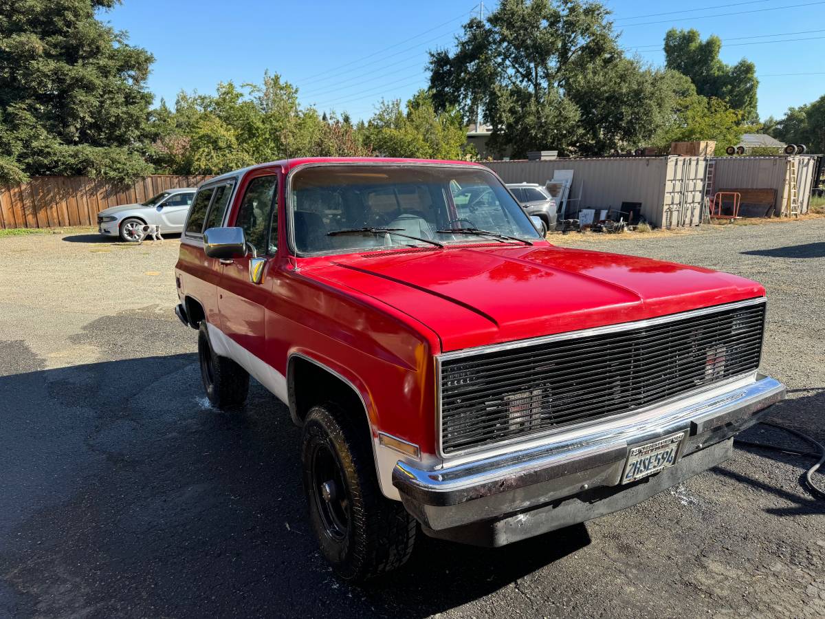 Chevrolet-K5-blazer-1988