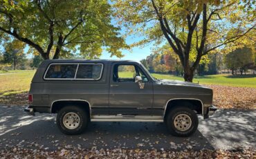 Chevrolet-K5-blazer-1990-3