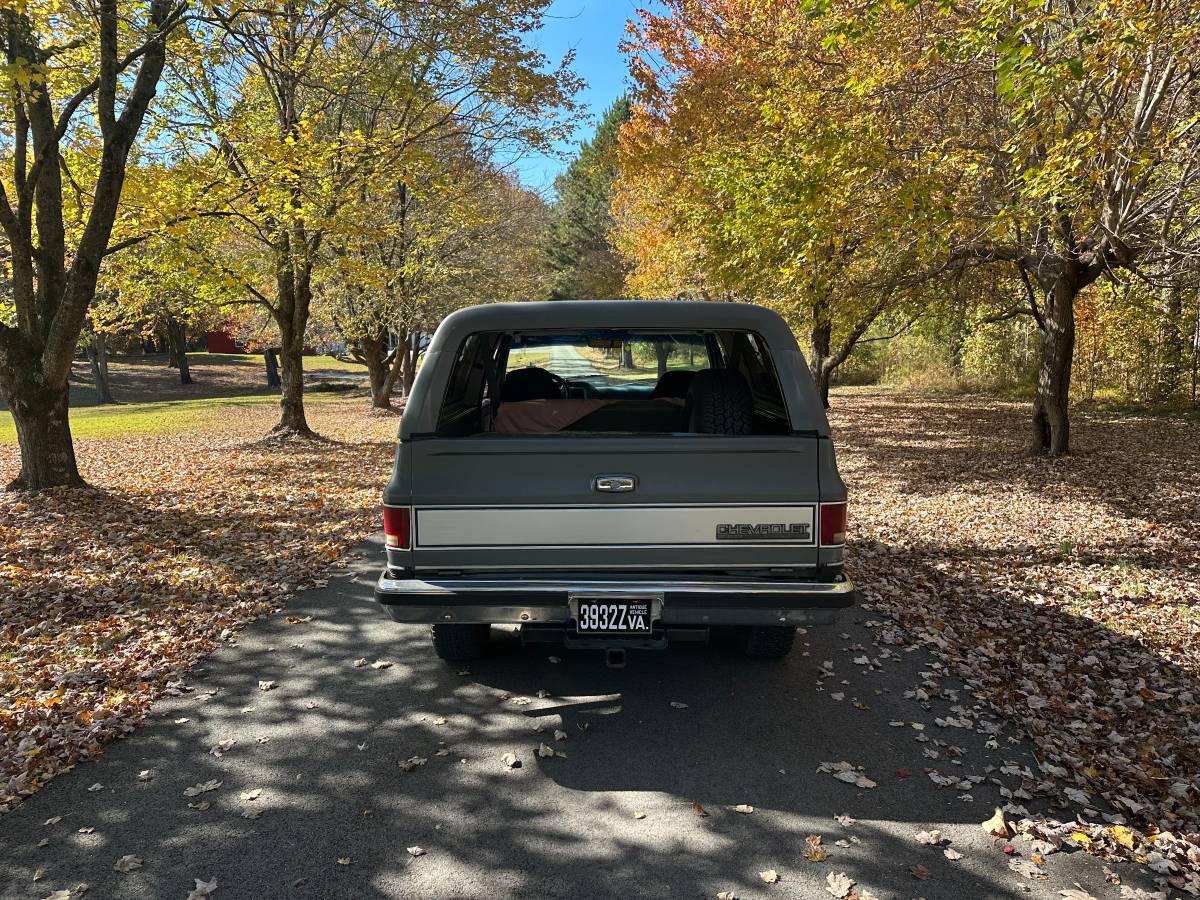 Chevrolet-K5-blazer-1990-5