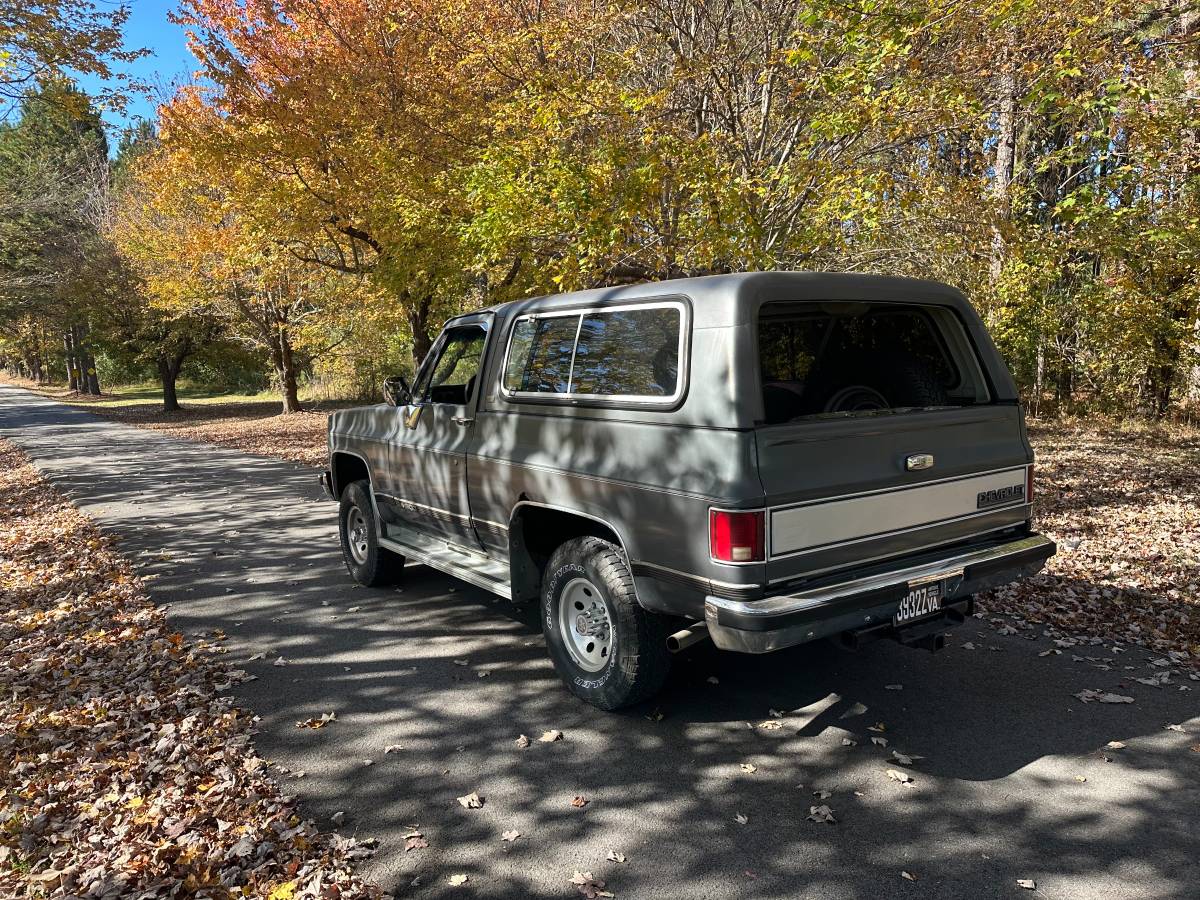 Chevrolet-K5-blazer-1990-6