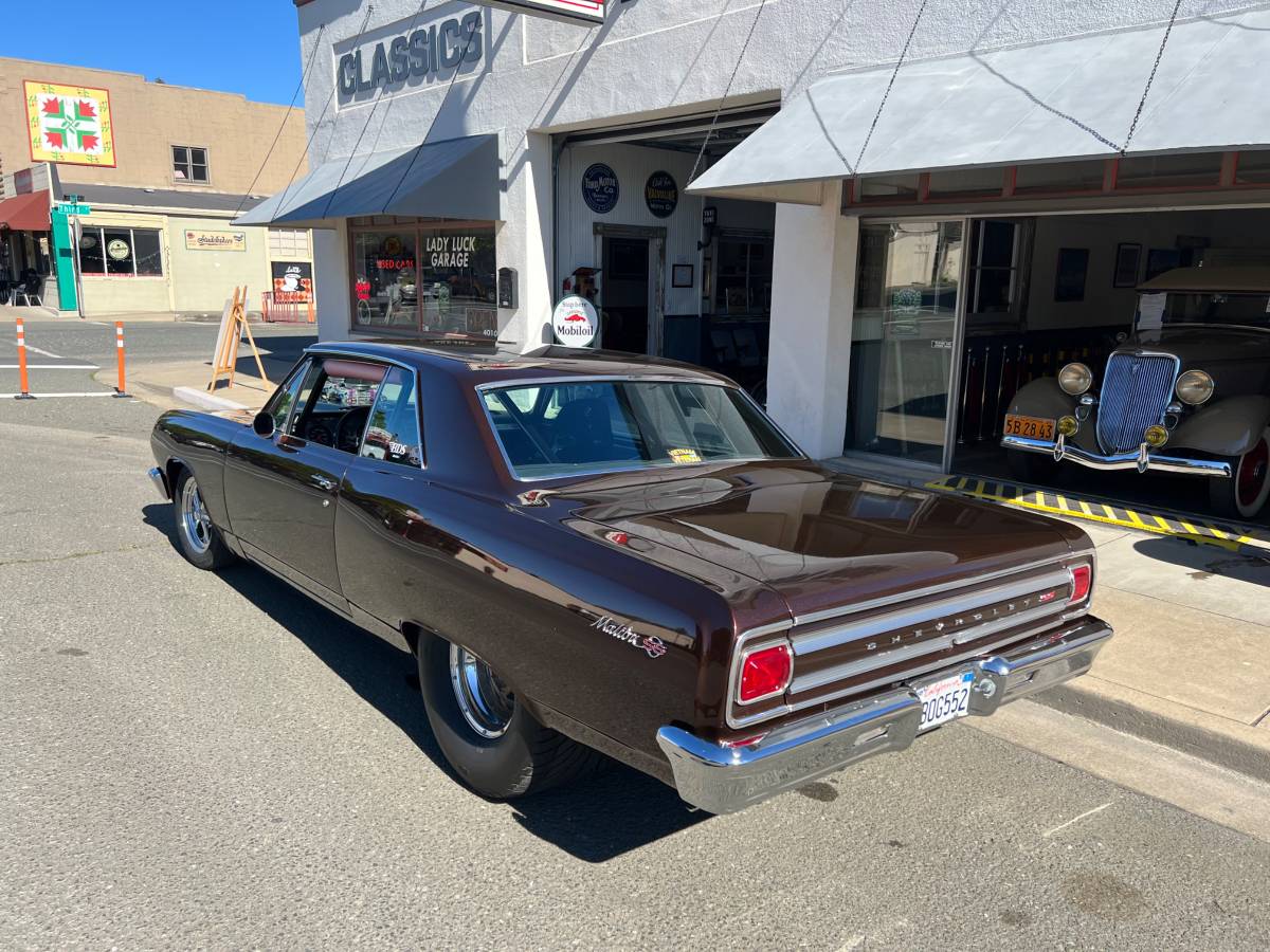 Chevrolet-Malibu-1965-1