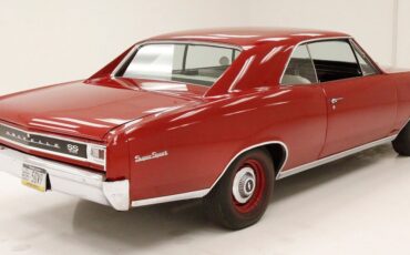 Chevrolet-Malibu-1966-3