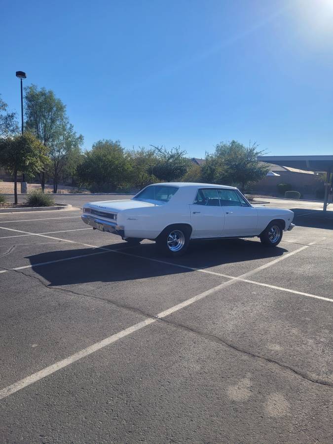 Chevrolet-Malibu-1966-4